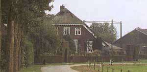 Foto van een moderne boerderij