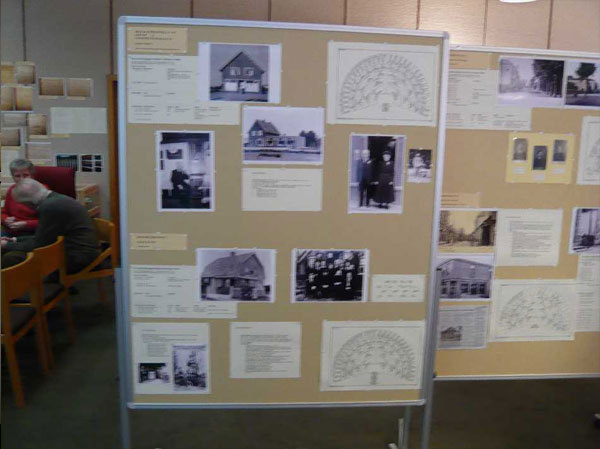 Foto van tentoonstelling genealogie
