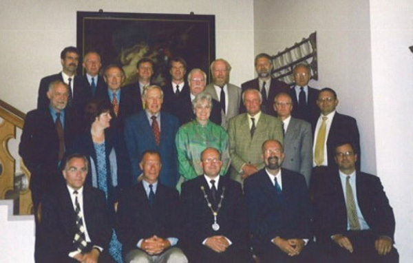 Foto samenstelling gemeenteraad 1998-2002 (2)